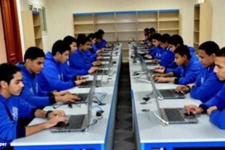 إقبال كبير على التقديم في نظام التعليم والتدريب المزدوج للعام الدراسي 2025/2026